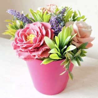 IN STOCK, Bucket with 3 soap flowers, mix 6