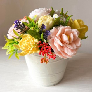 IN STOCK, Bucket XL with 9 soap flowers, mix 3