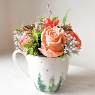 IN STOCK, cup Christmas 7 soap flowers, mix 2