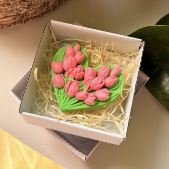 SKLADEM, tulipány srdce v krabičce 9x9cm, 1ks SKLADEM, tulipány srdce v krabičce 9x9cm, 1ks